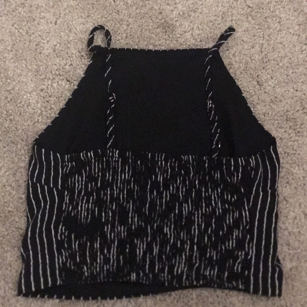 Halter top - Picture 2 of 2